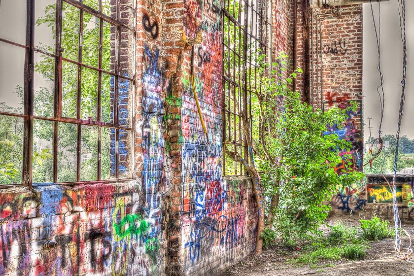 peninsular east wall inside